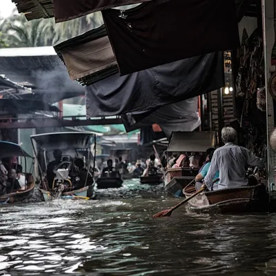 The Best Floating Markets in Bangkok